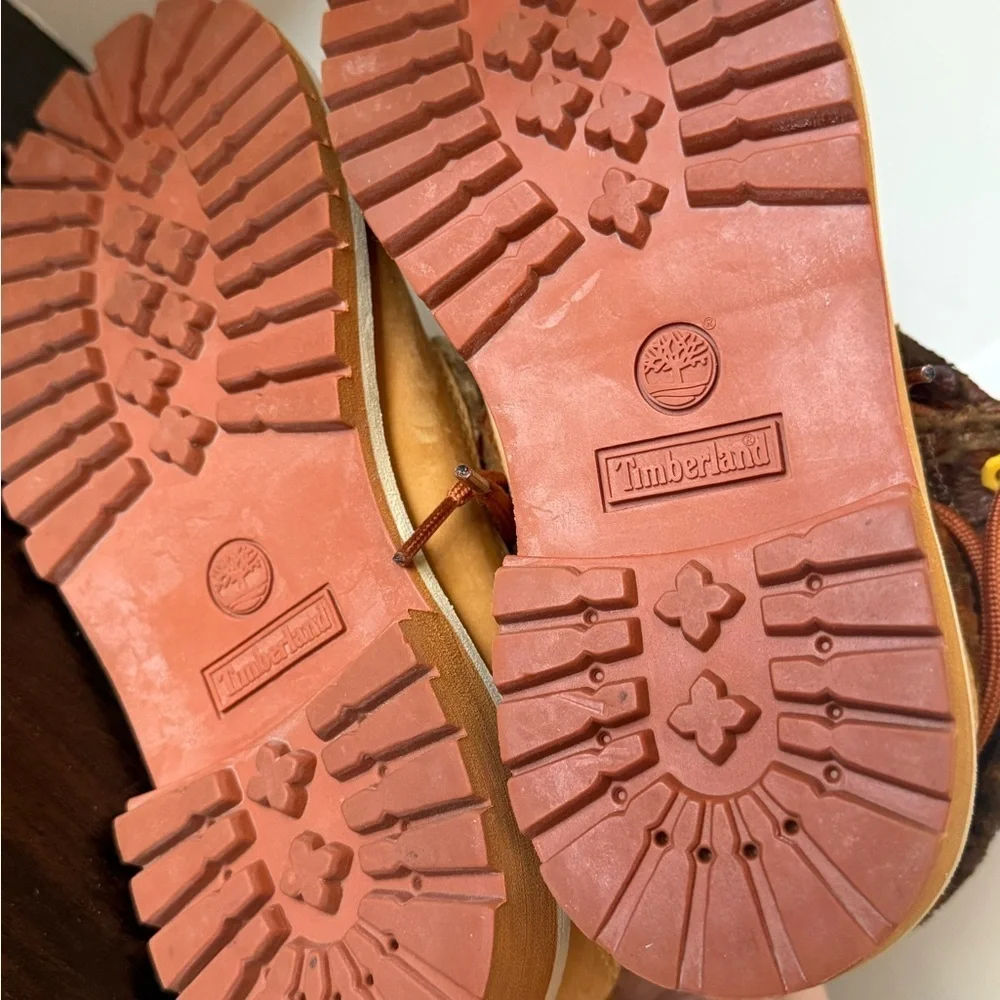 Timberland Kids Brown and Tan Boots kids size 2.5 worn once
